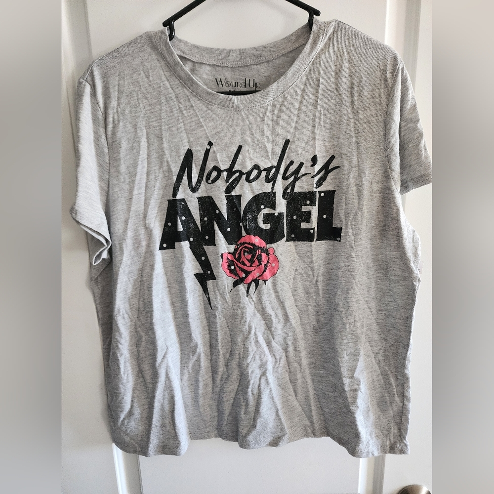 Wound Up Light Gray Graphic Tee